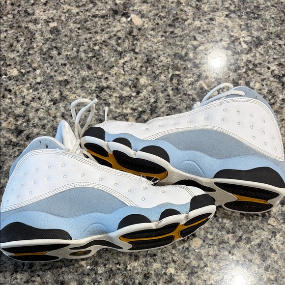 Jordan 13s Kids Sneakers in White and Blue - Picture 12 of 16